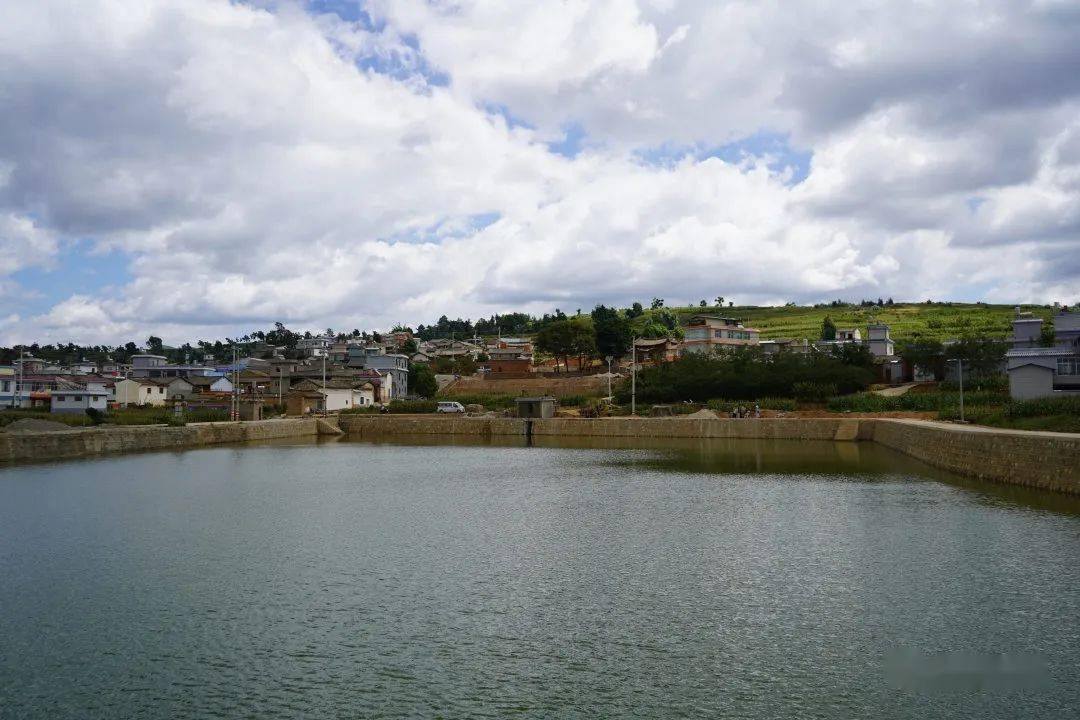 云南驿镇妙村以工代赈助推乡村振兴