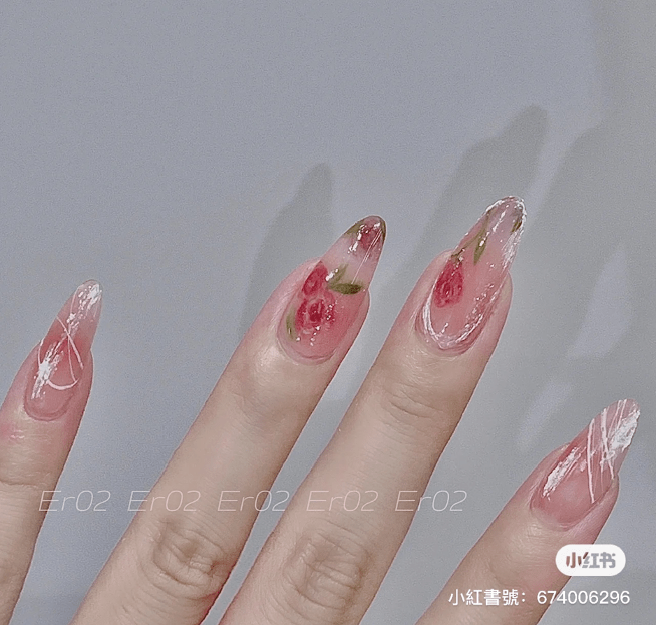 超有氛围感的复古玫瑰美甲条条爆赞