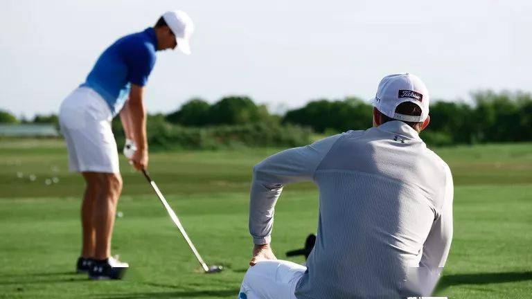 运动前热身有哪些好处 1023b77a825243a49b9e936b1d516179.jpeg