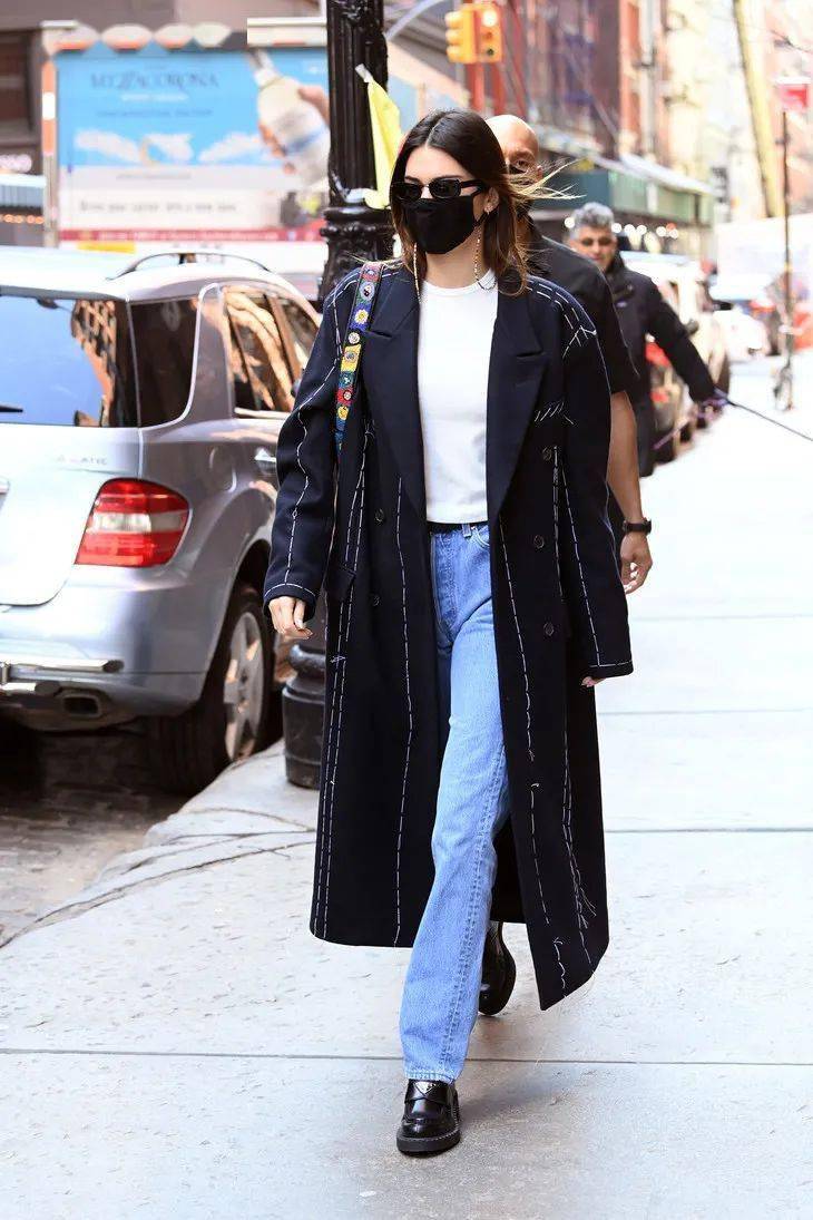 设计 听说白百何的OOTD，要盖着脸看