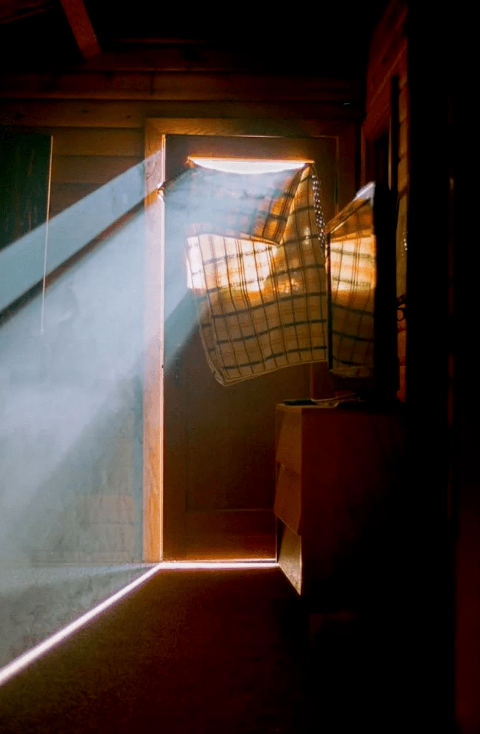 摄影人喜欢的——丁达尔光_耶稣