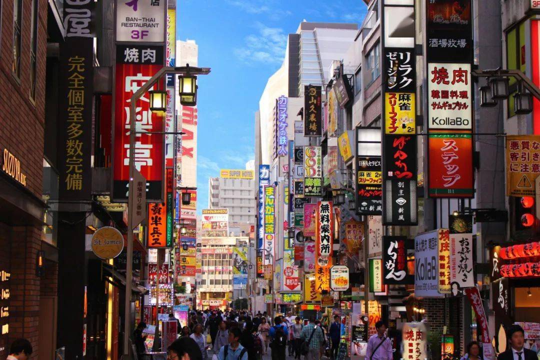 牛郎兼职成为日本大学生圈抢手职业 不谈钱 只求关注 森永