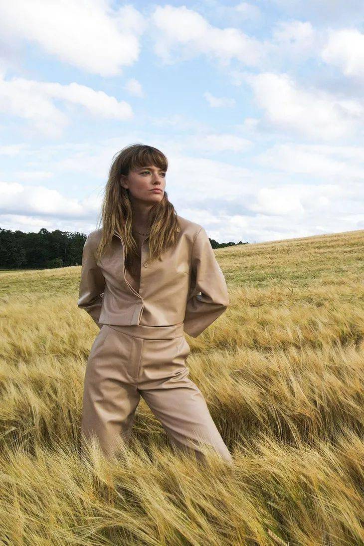 设计 听说白百何的OOTD,要盖着脸看