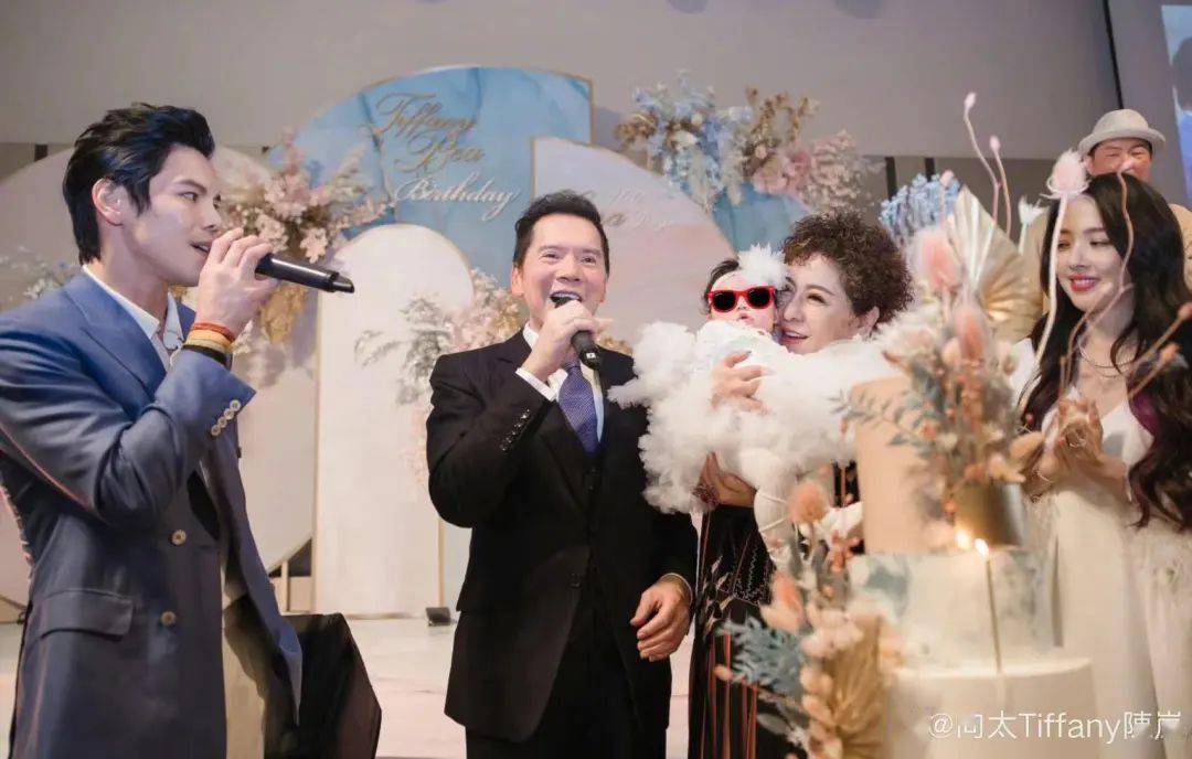 奖励|“生育奖励”都准备好了，她婆婆这出手什么水平？