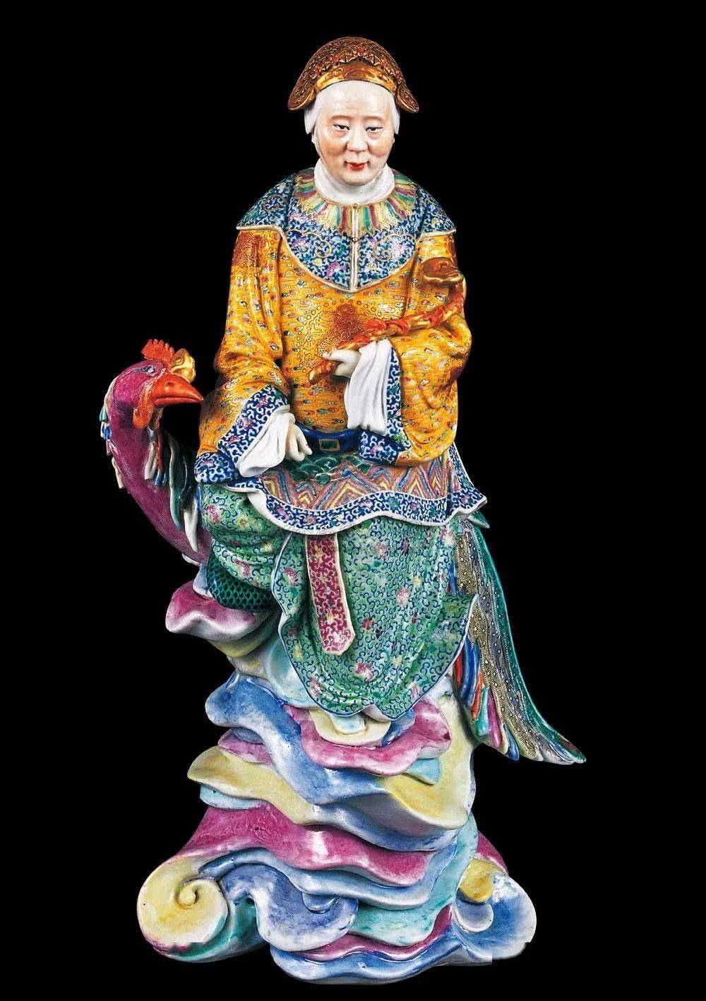 清粉彩描金王母娘娘像此书有《云笈七签》本,《说郛》本,《五朝小说》