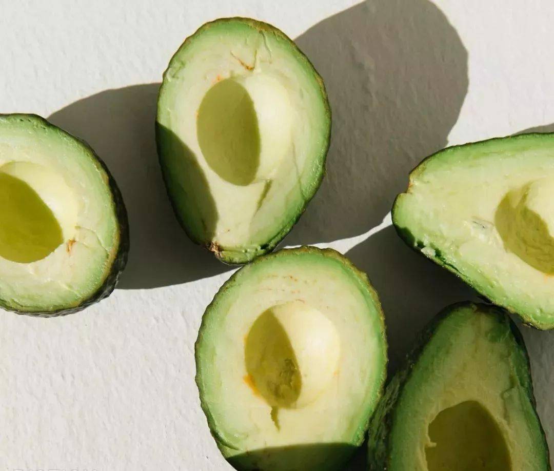 生活 2021秋冬流行色，时髦精必看