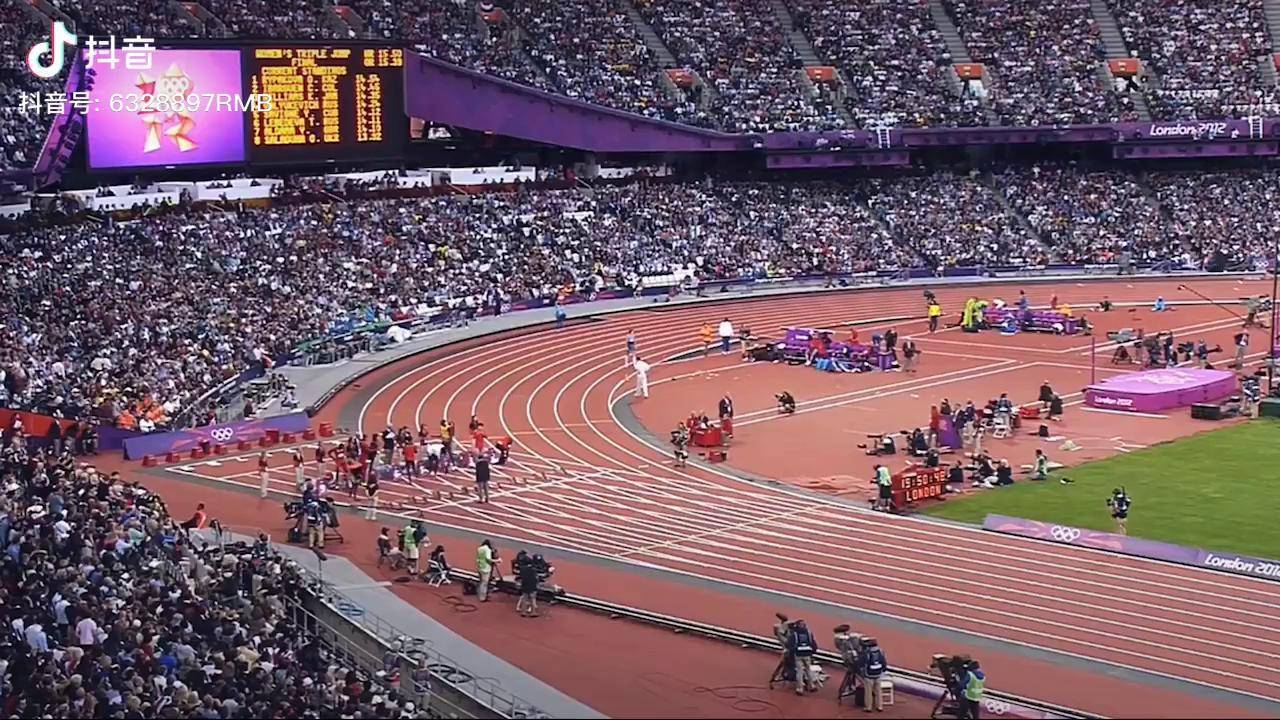 伦敦奥运会男子100米半决赛博尔特以9秒87轻松晋级半人半神田径