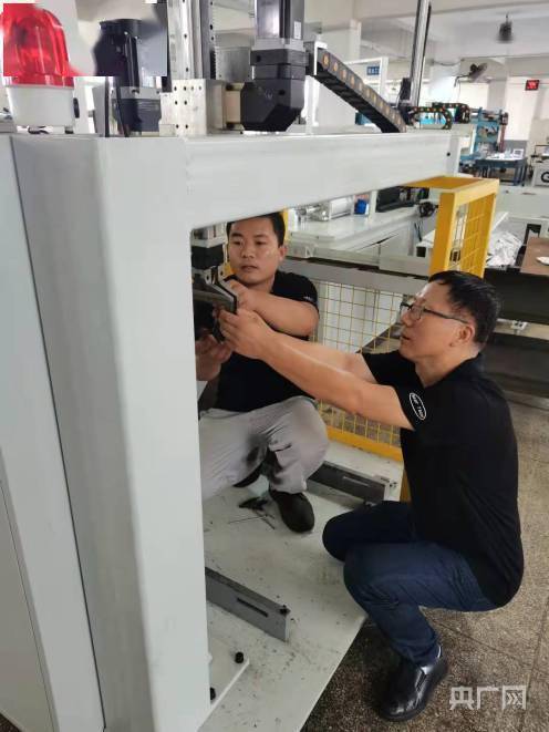 同事|百年初心奋斗者| 白清良：攀登的路，再难也要有人走