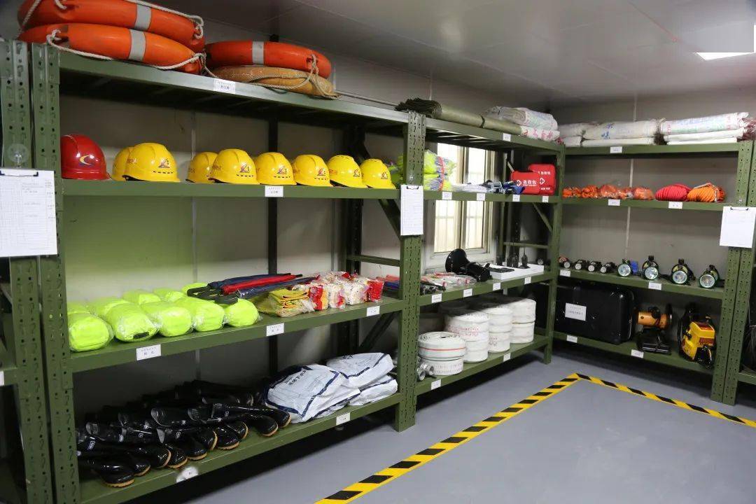 河道养护中心承接了应急物资储备保障和自然灾害处置任务,拥有占地