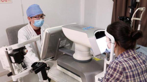 女士|网红“洗眼液”爆卖，真能洗出脏东西？