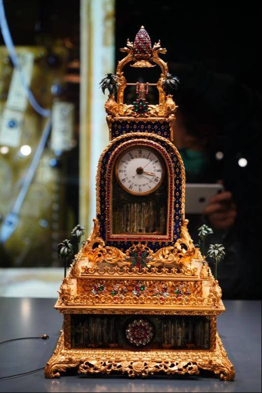 文明|从郎世宁油画、西洋钟表看清代中西方文明的互动