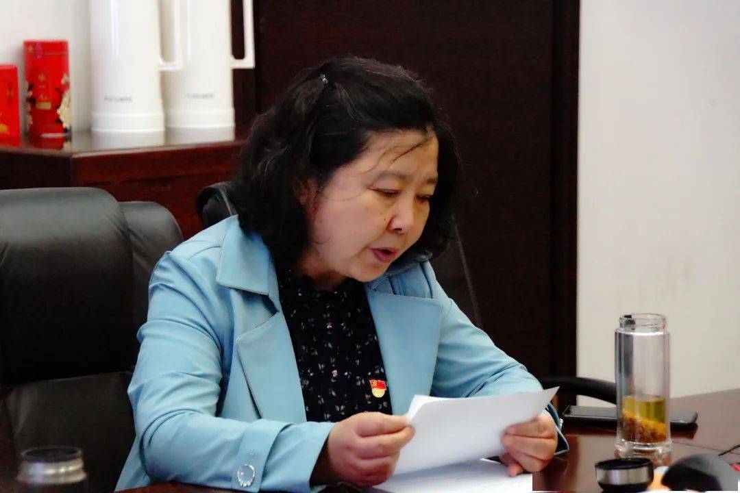 入党积极分子李雪玲老师,李淼老师