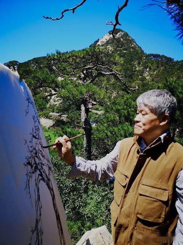 文登两人获"泰山文艺奖"艺术突出贡献奖_林建华