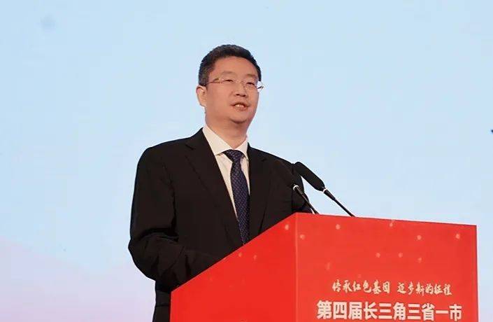 市委副书记,市长孙勇致辞