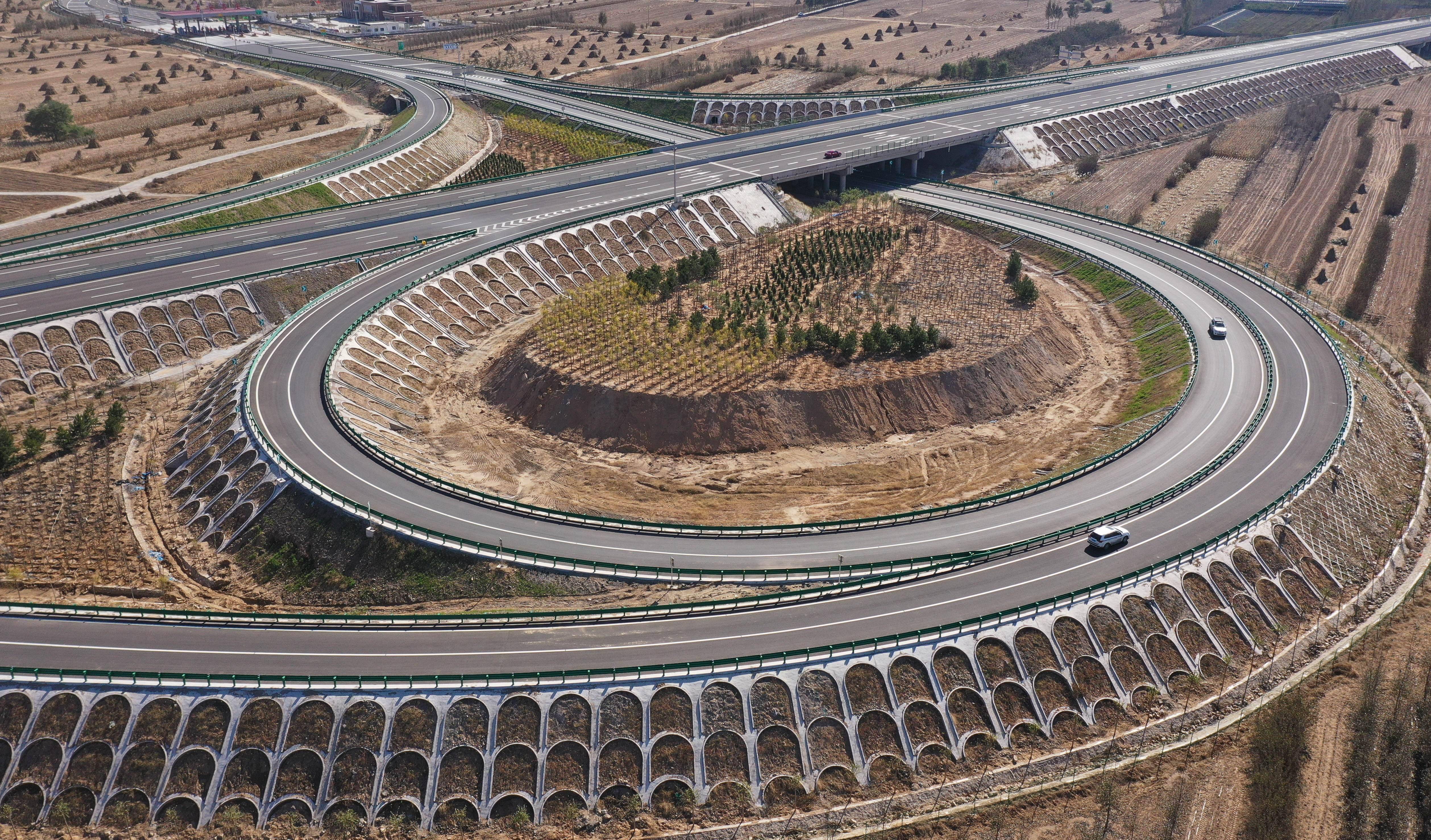 迁曹公路图片