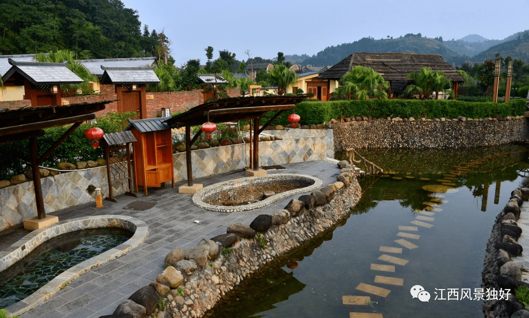 明月山維景國際溫泉度假酒店明月山維景溫泉度假村位居江西省宜春市