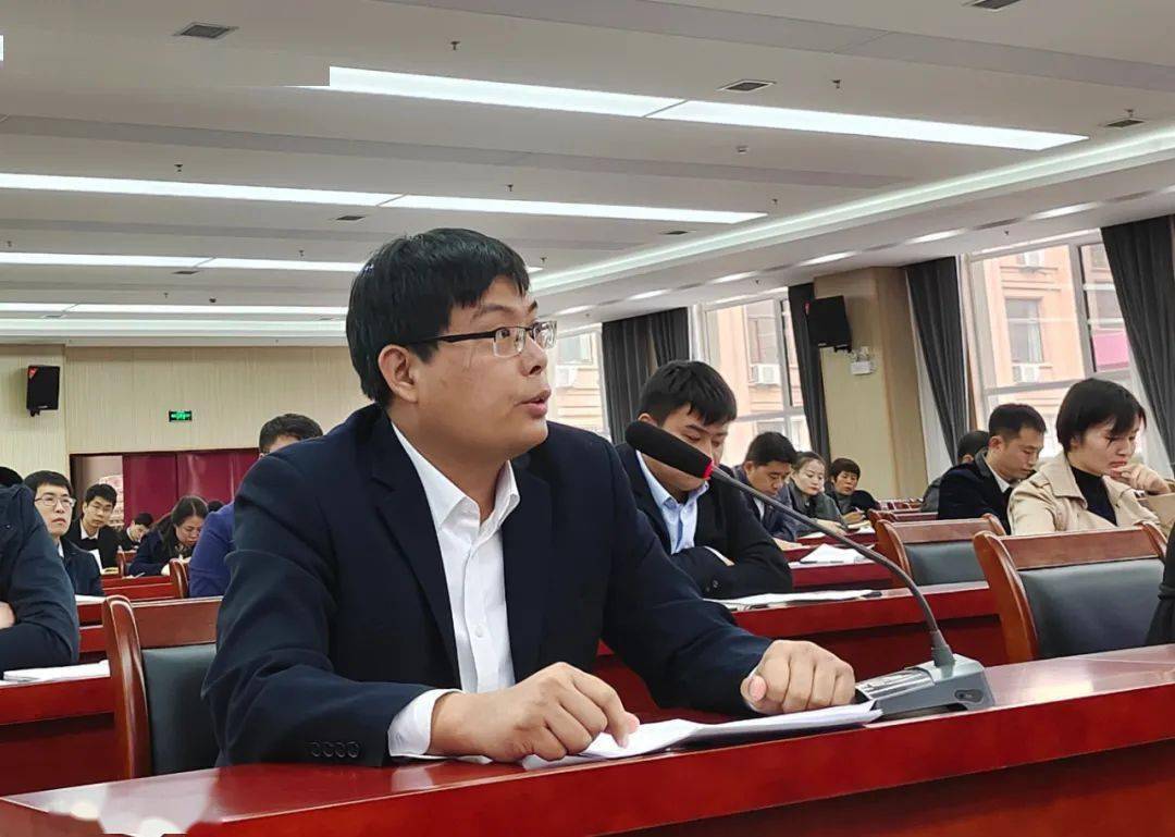 曲阳县组织80后年轻干部参加市委组织部举办年轻干部视频专题培训班