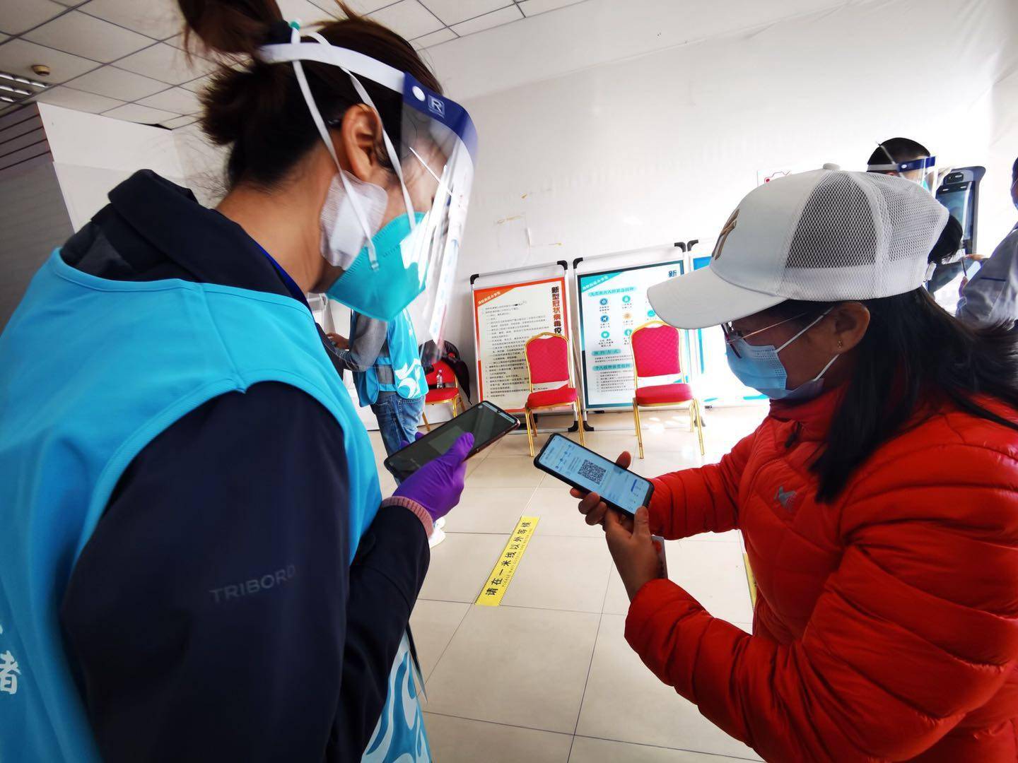 接种|周六一天预约500人，劲松街道“加强针”有序接种