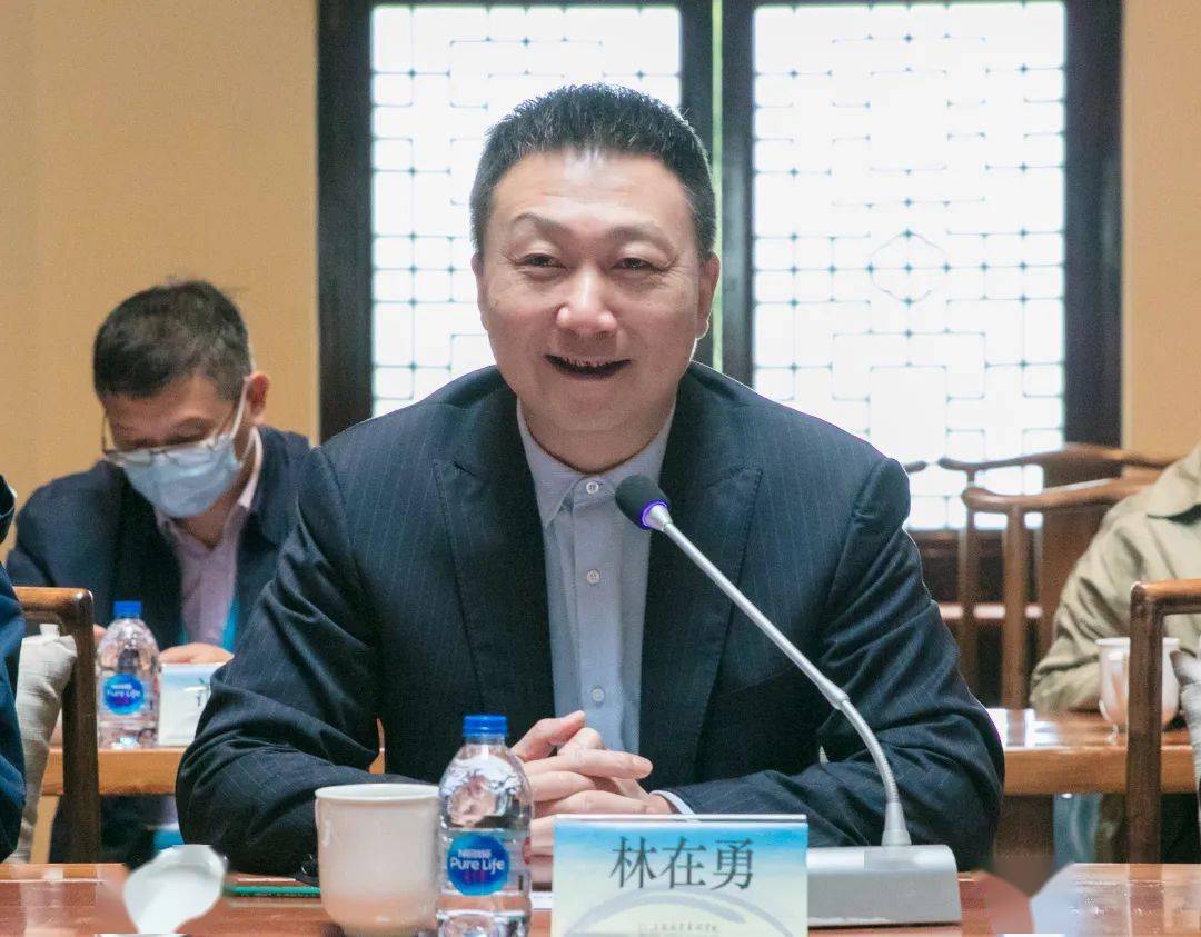 上海师范大学党委书记林在勇校长袁雯率校党政领导部门学院领导一行来