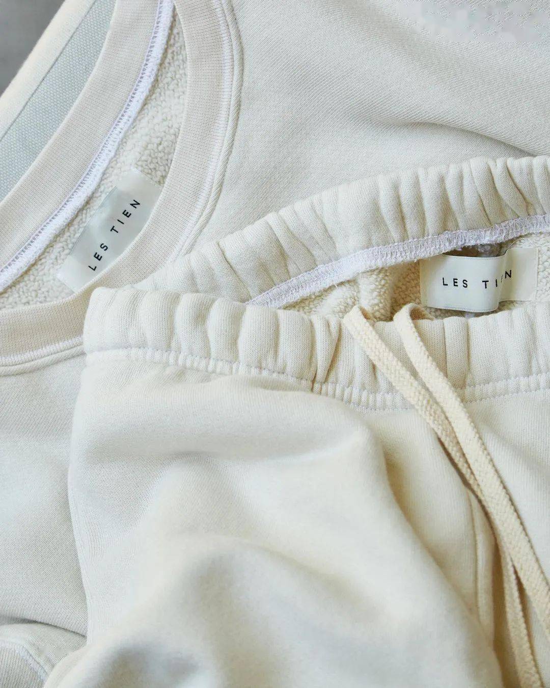 Athflow 秋冬最万能的单品，必须是卫衣