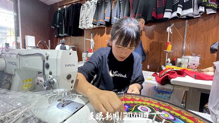 张志倩 【锦绣计划·巾帼风采】张志倩：传承彝族文化 绣出时尚精彩