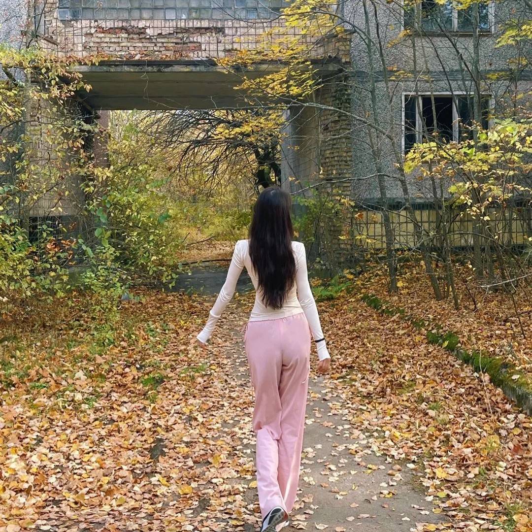 韩国新升性感女博主zennyrt以甜美的外表性感的身材，迅速走红 - 哔哩哔哩