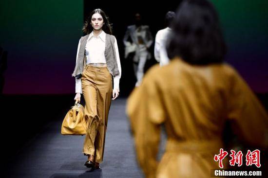 品牌 深圳时装周2022春夏系列大秀连台