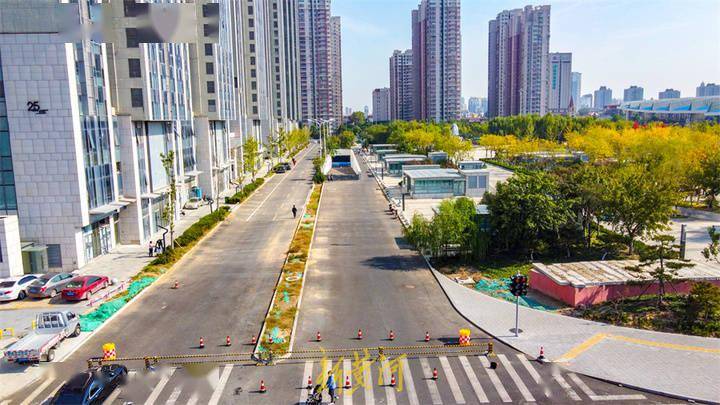 整治停車場濟南火車站北廣場周邊道路暢通了