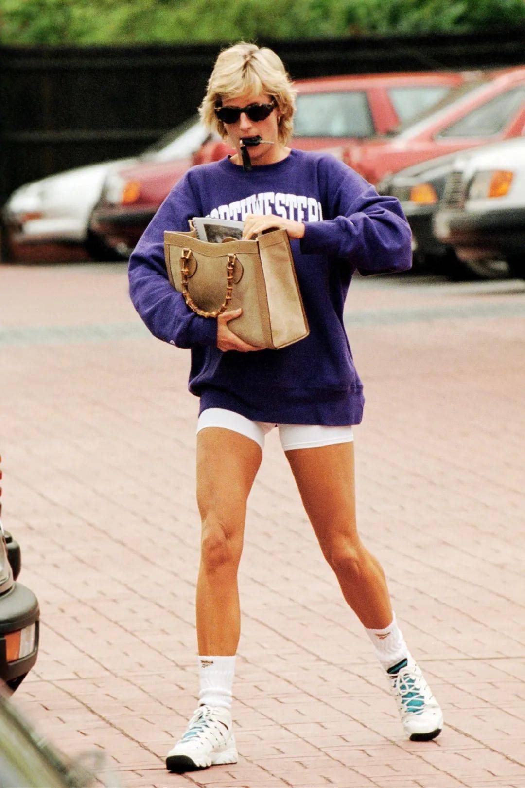 Athflow 秋冬最万能的单品，必须是卫衣