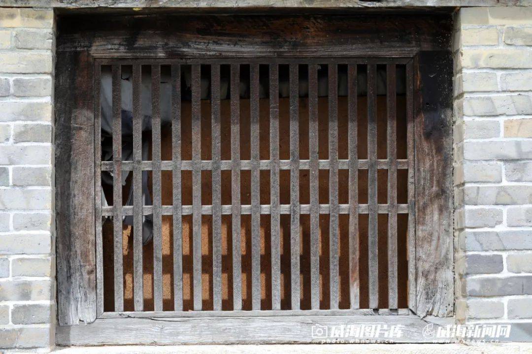 有一种乡愁来自威海的老窗