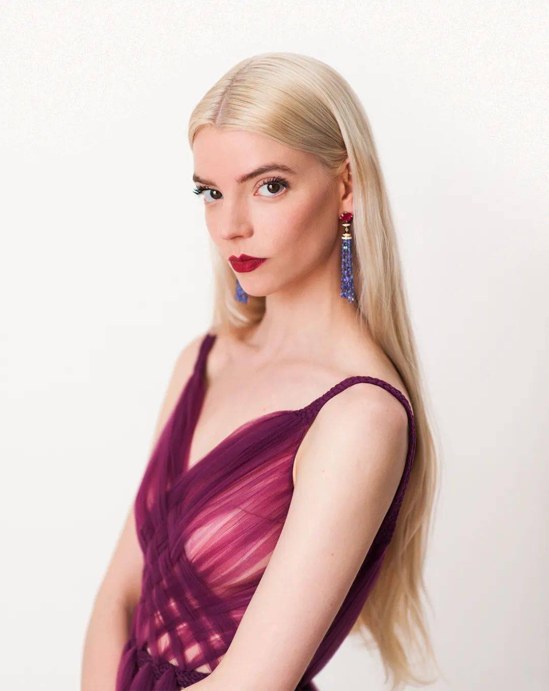 迪奥全球时装与彩妆品牌大使anyataylor-joy