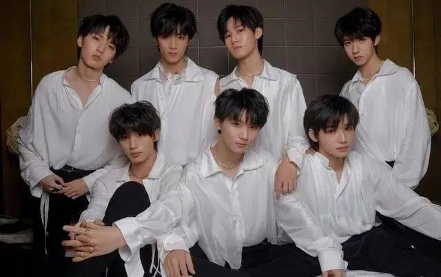 rap|史上第一天团出现了？！