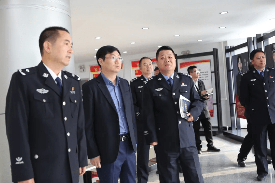 营口赖文斌到西市区公安分局调研指导工作