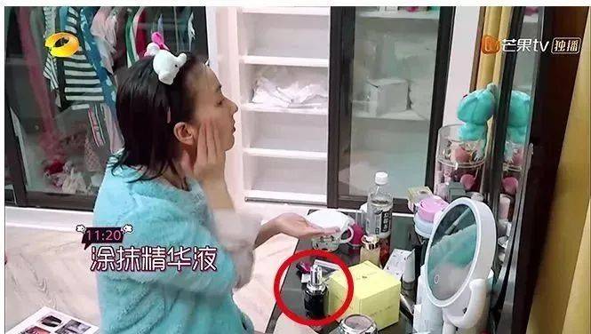 兰蔻手慢无！3.7折抢王牌抗衰精华兰蔻小黑瓶，维稳修护一瓶搞定