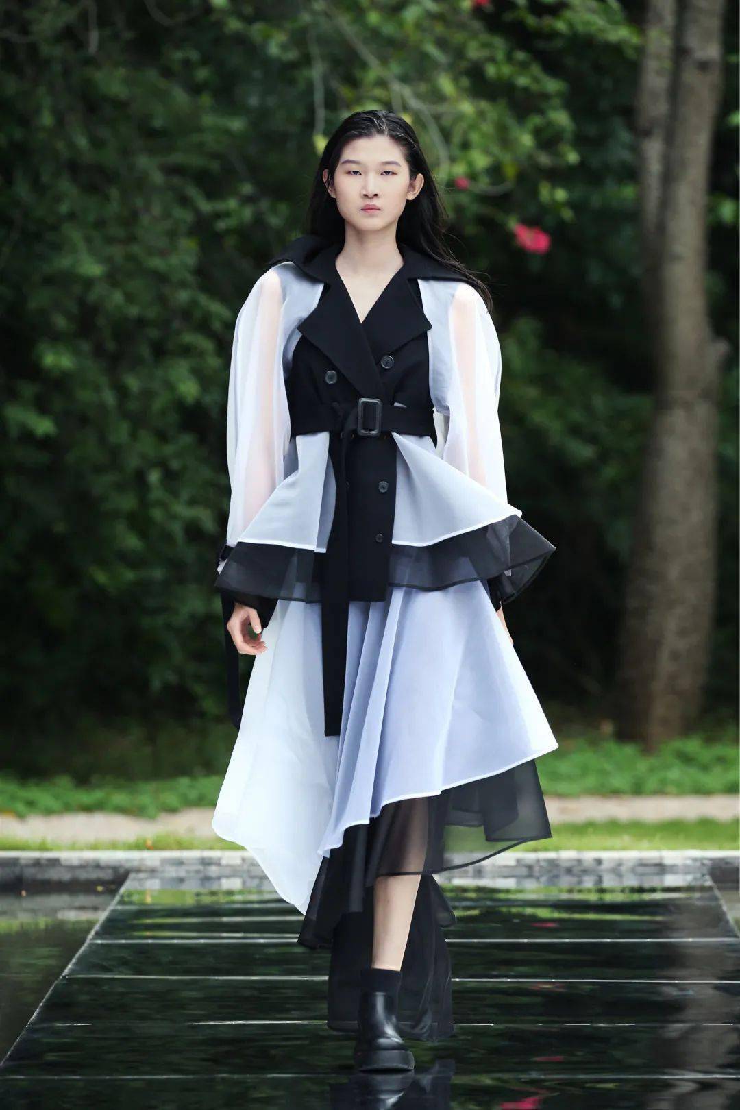 服装 S/S2022深圳时装周|DAY4:别样角度,诠释「型」之烂漫