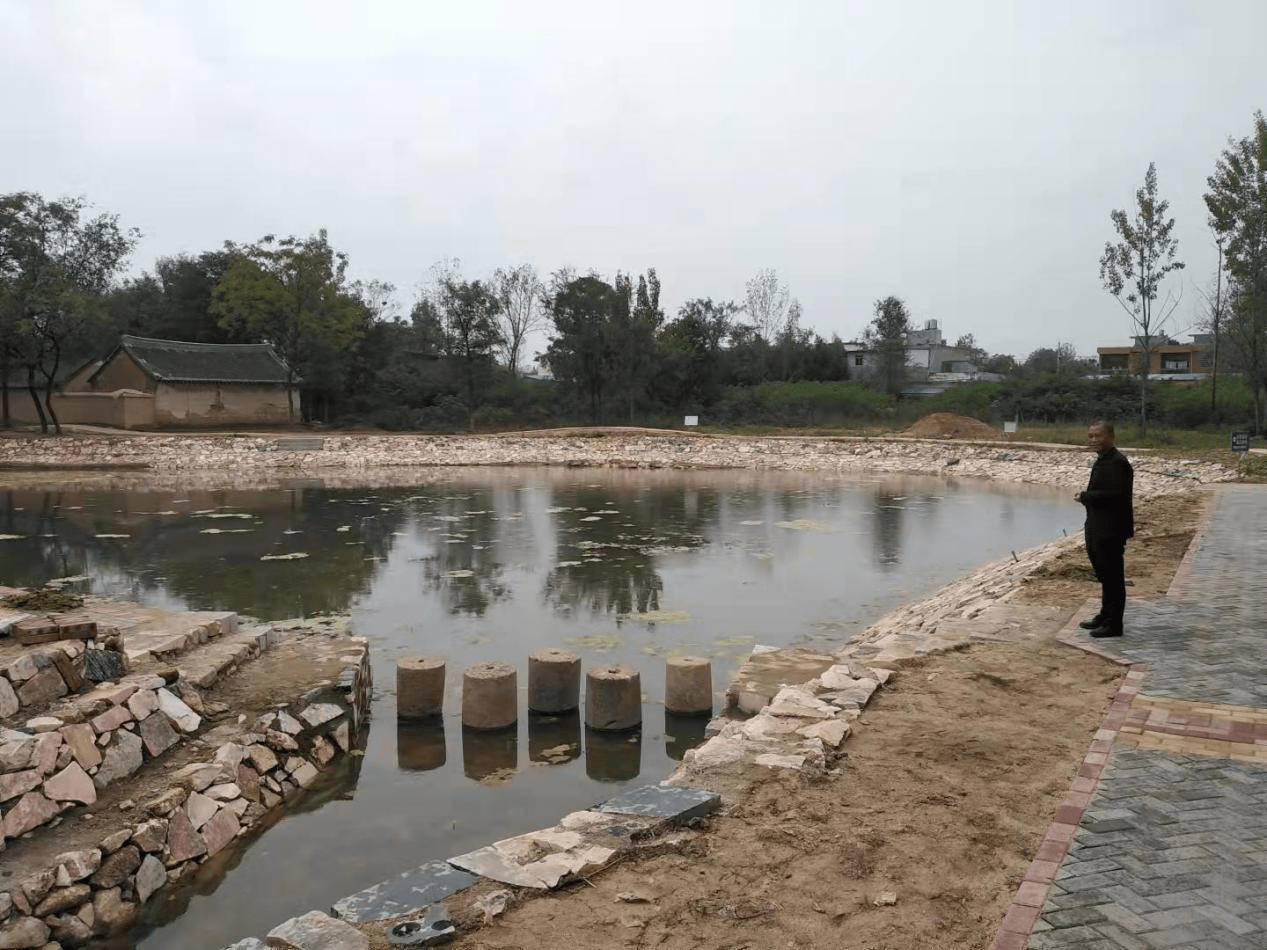 镇平县石佛寺镇通过治理坑塘着力打造 美丽宜居乡村