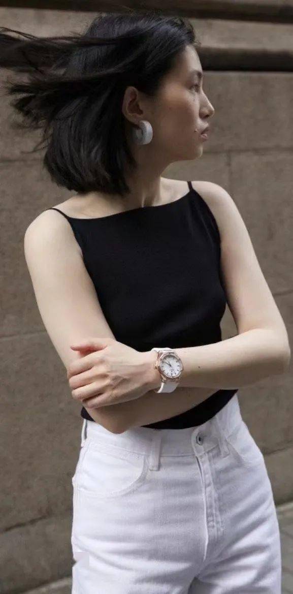 漂亮 基础款怎么穿出高级感？这些女设计师给的答卷可太漂亮了！