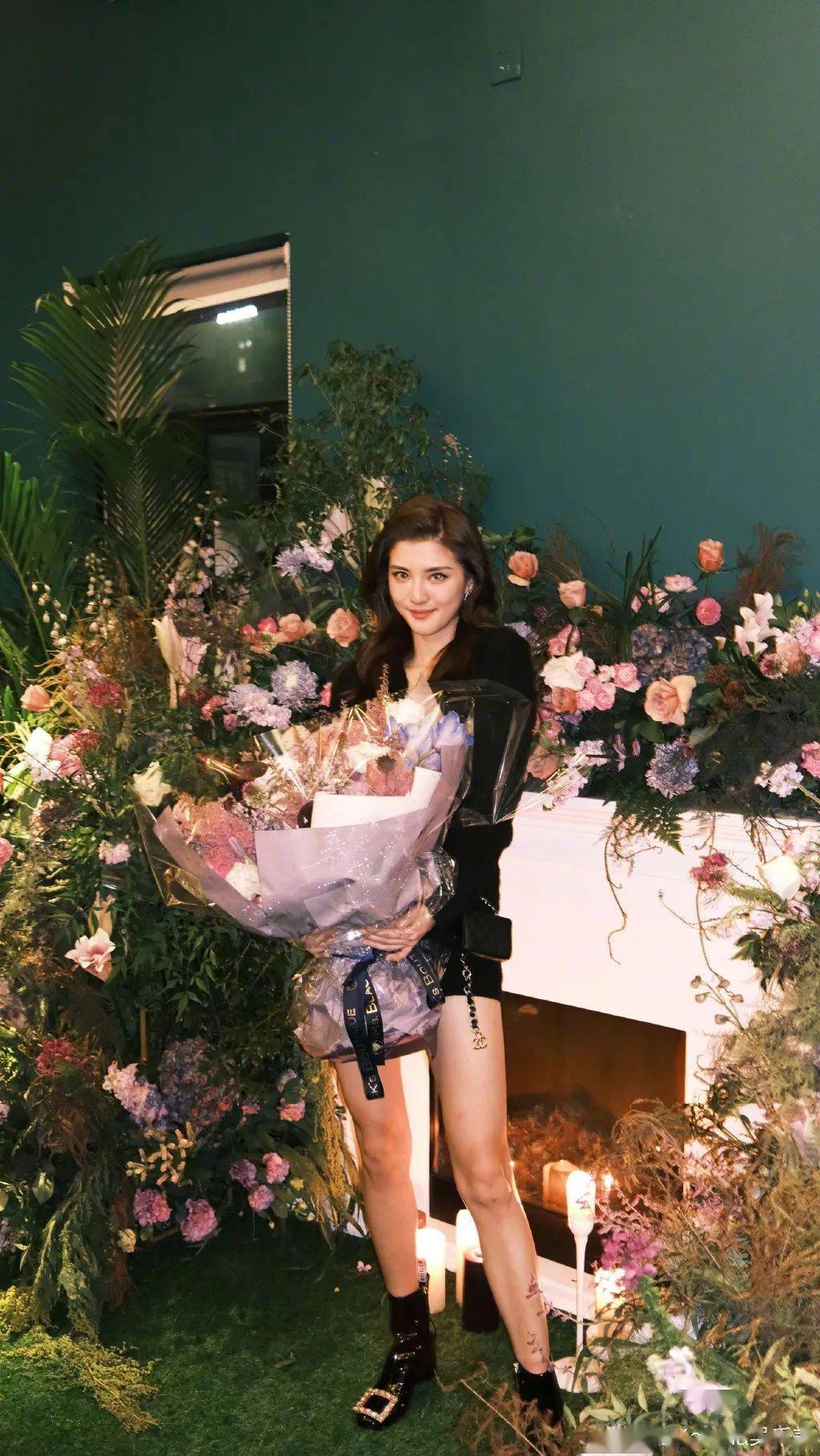 香港新一代港风美女，我颁给吴千语