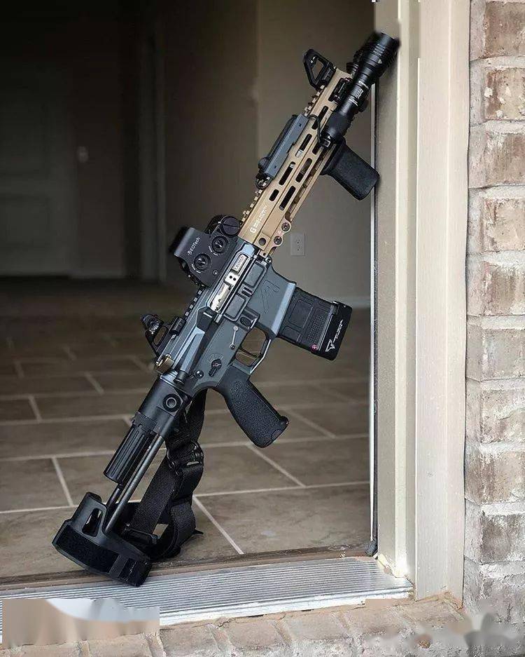 【近乎于完美的拼装ar】搭载了aero precision公司配件的枪械美图