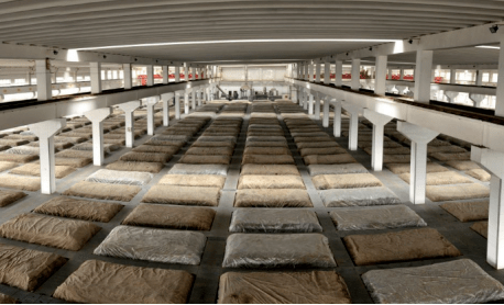 位于景芝酒厂的南校场烧锅遗址中仍旧保留着明代窖池群.