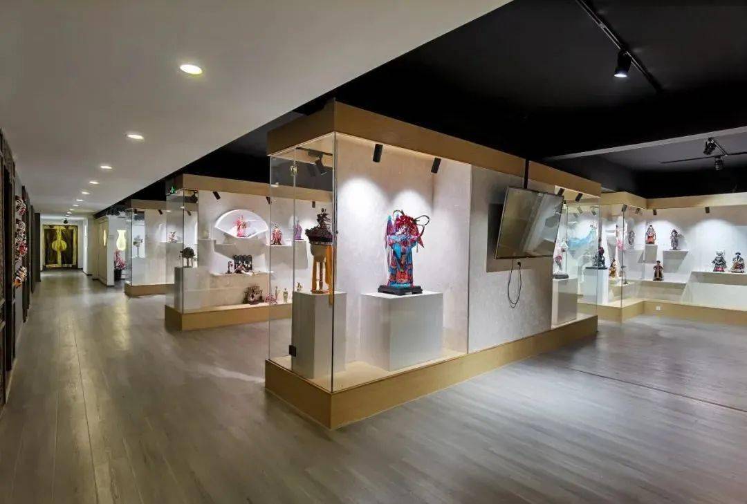 文化 纱绢为肤裁帛为衣,俏丽了千年的唐娃娃