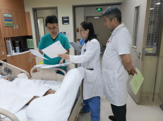 本职工作|【导学故事】行胜于言，在不断奉献中收获成长