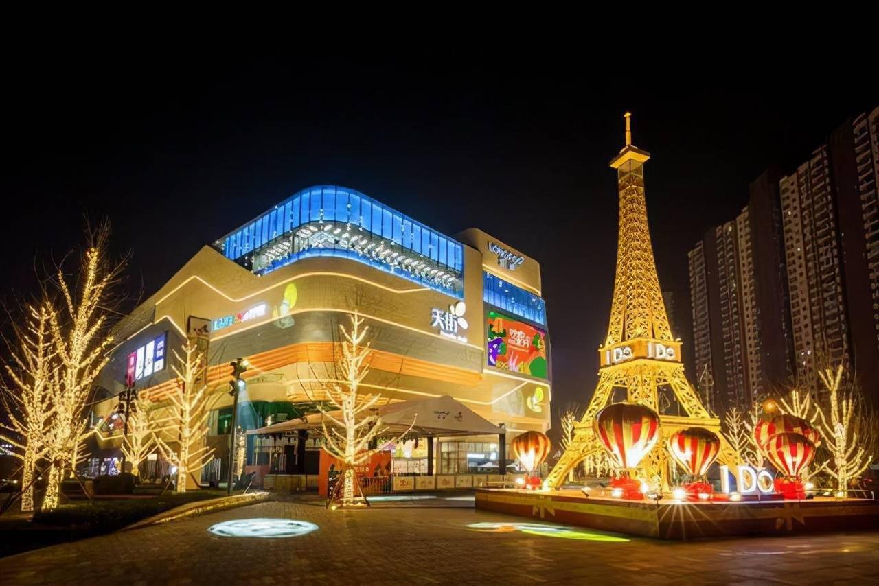 就是财富"风向标"天街所到之处龙湖昆明时代天街 意境创想图自2000年