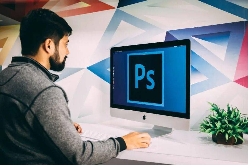 Adobe推出网页版Photoshop，还要追赶NFT和“元宇宙”潮流