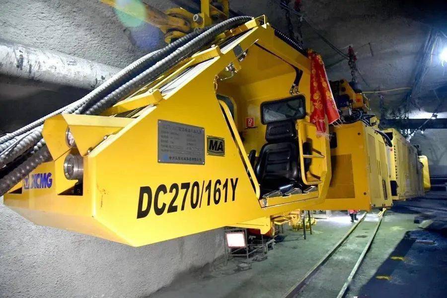 "井下小高铁",徐工单轨吊提速"通勤"!