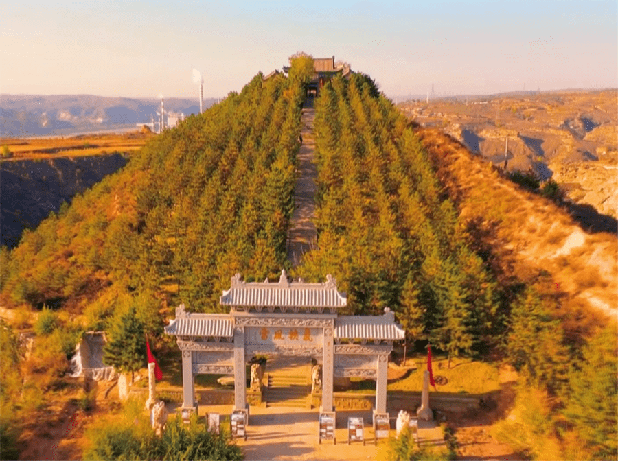 塞下秋来风景异 麟州故城美如画