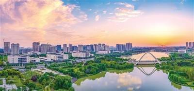 郑州高新区：以会为媒唱响高质量发展乐章