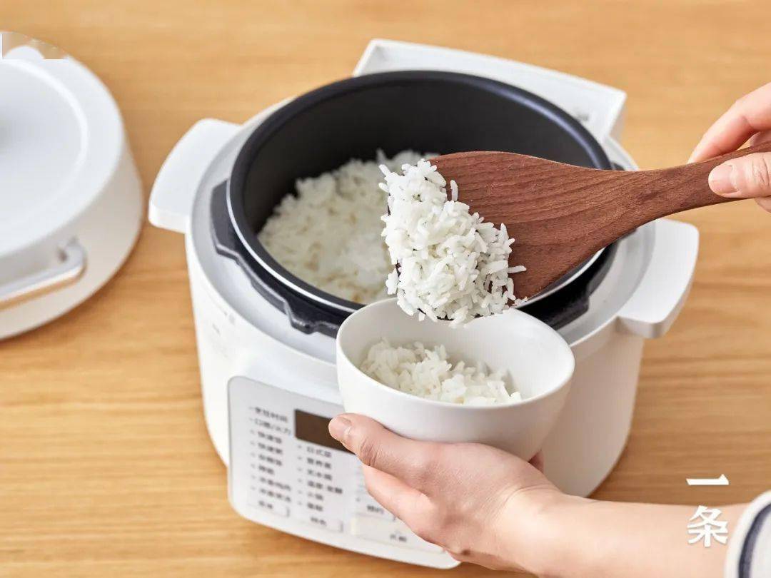 压力锅|日本超人气电压力锅,自带食谱,做菜不好吃就怪了!