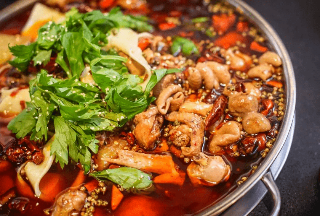 初次诞生肥肠鸡的诞生是异常平民化