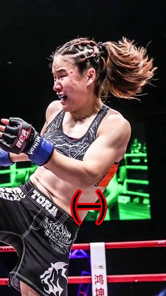 昆仑决张伟丽2战玫瑰罗斯别一味追求摔一张伟丽的豪华好友圈健身